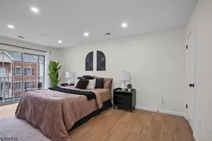 31 Krueger Ct, Newark, NJ 07103 - Photo 20