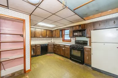 60 Martin Rd, Verona, NJ 07044 - Photo 14