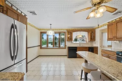 222 Vreeland Ave, Nutley, NJ 07110 - Photo 8