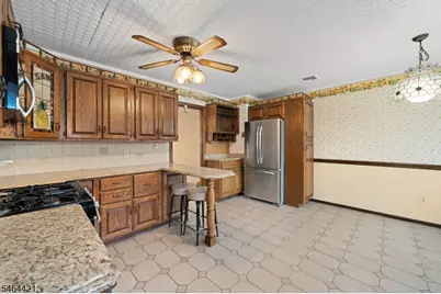 222 Vreeland Ave, Nutley, NJ 07110 - Photo 10