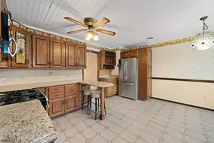 222 Vreeland Ave, Nutley, NJ 07110 - Photo 10