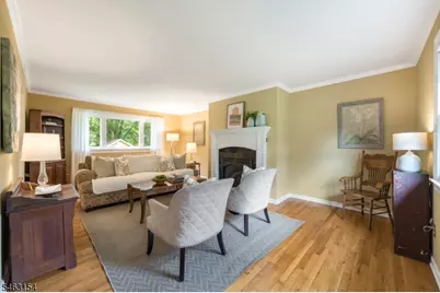 43 Chaucer Dr, Berkeley Heights Township, NJ 07922 - Photo 8