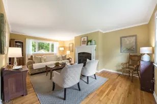43 Chaucer Dr, Berkeley Heights Township, NJ 07922 - Photo 8