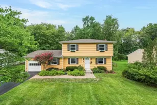 43 Chaucer Dr, Berkeley Heights Township, NJ 07922 - Photo 1