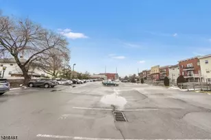 1000 Unicorn Way, Clifton, NJ 07011 - Photo 10