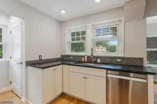 124 College Pl, South Orange, NJ 07079 - Photo 14