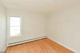 45 Hill St, Midland Park, NJ 07432 - Photo 16