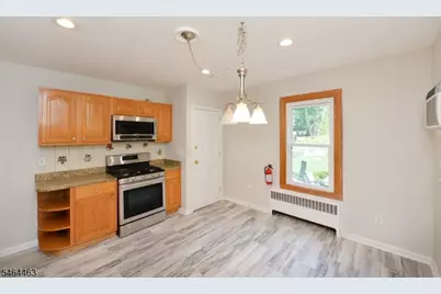 45 Hill St, Midland Park, NJ 07432 - Photo 12