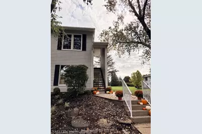 34 Mallard Court, Readington, NJ 08887 - Photo 2