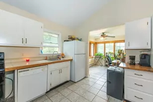 4 Gilbert Dr, Vernon, NJ 07418 - Photo 8