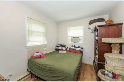 4 Gilbert Dr, Vernon, NJ 07418 - Photo 12