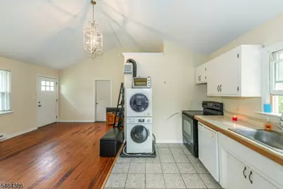 4 Gilbert Dr, Vernon, NJ 07418 - Photo 6