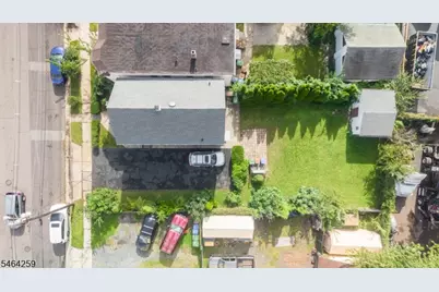 914 Woodlawn Ave, Linden, NJ 07036 - Photo 40