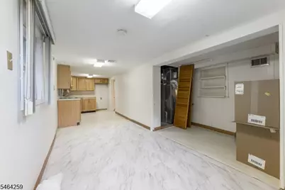 914 Woodlawn Ave, Linden, NJ 07036 - Photo 20