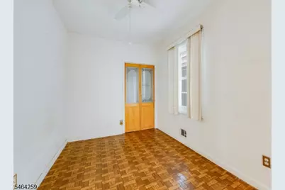 914 Woodlawn Ave, Linden, NJ 07036 - Photo 14