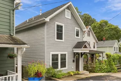 14 Catherine Ln, Morristown, NJ 07960 - Photo 1