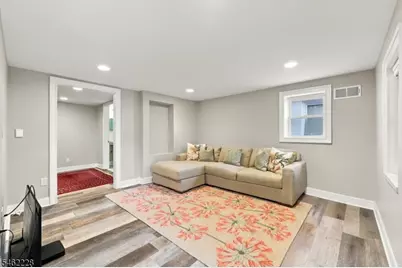 14 Catherine Ln, Morristown, NJ 07960 - Photo 22
