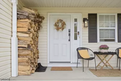 607 Patricia Circle, Greenwich Township, NJ 08886 - Photo 2