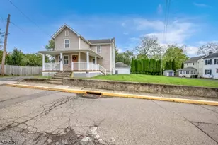 35 S Wandling Ave, Washington Boro, NJ 07882 - Photo 1