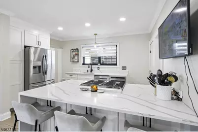 17 Weston St, Nutley, NJ 07110 - Photo 14