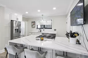 17 Weston St, Nutley, NJ 07110 - Photo 14