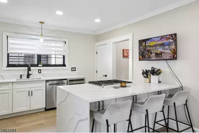 17 Weston St, Nutley, NJ 07110 - Photo 12