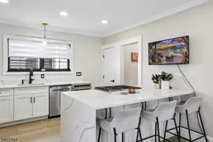17 Weston St, Nutley, NJ 07110 - Photo 12