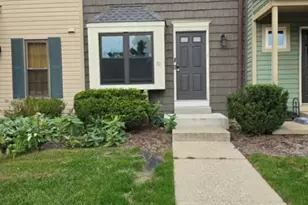 82 Wood Duck Ct, Allamuchy Township, NJ 07840 - Photo 1