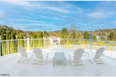 2 Bluffs Ct, Hamburg, NJ 07419 - Photo 42