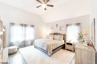 2 Bluffs Ct, Hamburg, NJ 07419 - Photo 12