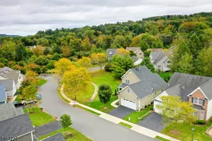 2 Bluffs Ct, Hamburg, NJ 07419 - Photo 38