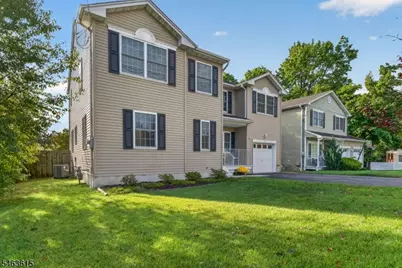 587 Greenbrook Rd, North Plainfield, NJ 07063 - Photo 2
