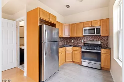 145 Summer Ave, Newark, NJ 07104 - Photo 10