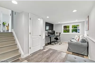 57 Lakeview Ave, Clinton, NJ 08809 - Photo 8