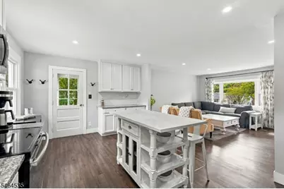 57 Lakeview Ave, Clinton, NJ 08809 - Photo 6