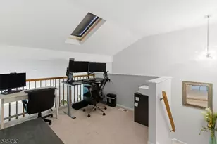 78 Sage Ct, Bedminster Township, NJ 07921 - Photo 10