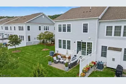17 Aspen Dr, Cedar Grove Twp., NJ 07009 - Photo 40