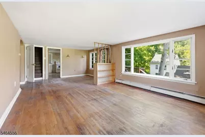 15 Roosevelt Ave, Washington Township, NJ 07865 - Photo 6