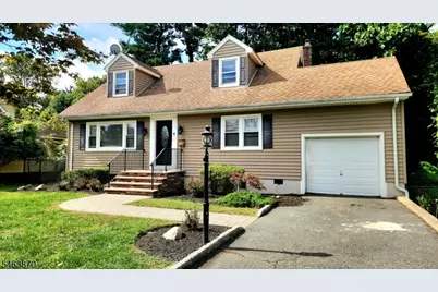 11 Brookhill Pl, Little Falls Township, NJ 07424 - Photo 1