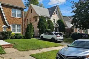 65 Hansbury Ave, Newark, NJ 07112 - Photo 2