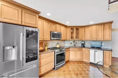 24 Gate House Ct, Morris Township, NJ 07960 - Photo 6