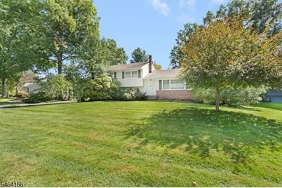 4 Pierson Ln, Florham Park, NJ 07932 - Photo 4