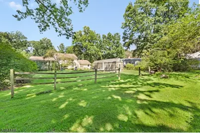 4 Pierson Ln, Florham Park, NJ 07932 - Photo 8