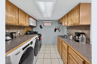 615 Lindegar St, Linden, NJ 07036 - Photo 14