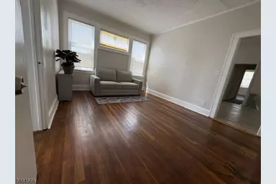 31-33 Norman Rd #2L, Newark, NJ 07106 - Photo 6