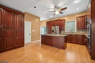 241 N Ridgewood Rd, South Orange, NJ 07079 - Photo 16