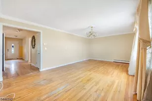 261 10th St, Palisades Park, NJ 07650 - Photo 2