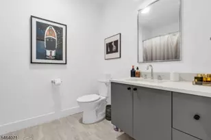 386 5th St, Jersey City, NJ 07302 - Photo 4
