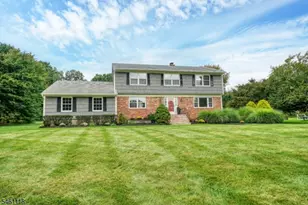 5 Fleming Ct, Washington Township, NJ 07853 - Photo 1