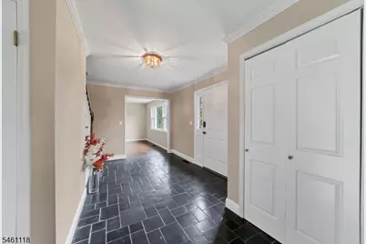 5 Fleming Ct, Washington Township, NJ 07853 - Photo 4